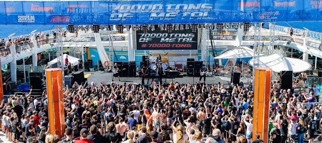 ¿Qué es el 70000 Tons of Metal?