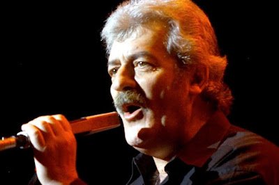 Murió Ray Thomas, fundador de los Moody Blues, a los 76 años