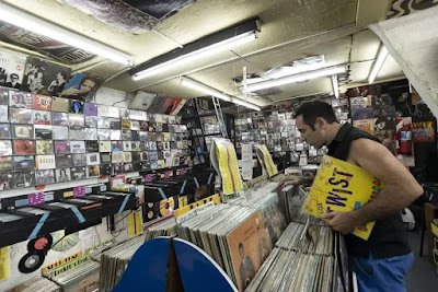 Los coleccionistas impulsan las ventas de vinilos