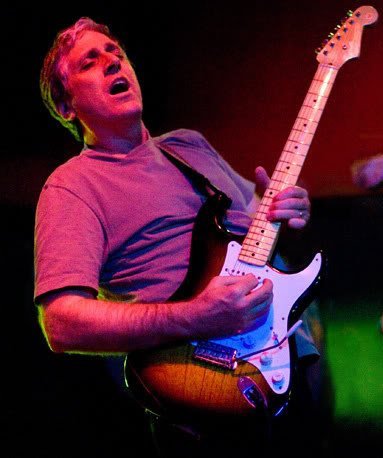 Murió Jack Sherman, uno de los primeros guitarristas de los Red Hot Chili Peppers