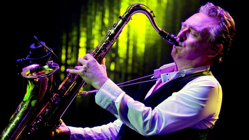 Murió Brian Travers, saxofonista fundador de UB40