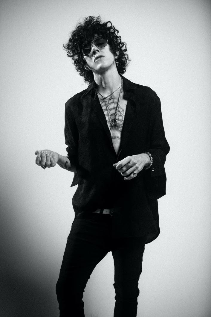 LP lanzó su último adelanto y videoclip