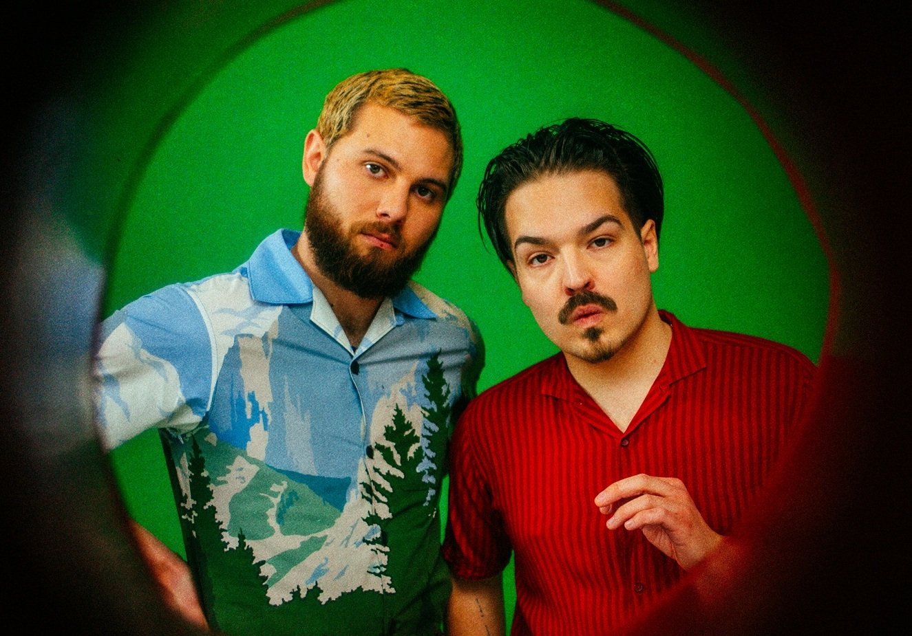Milky Chance comparte una colección oficial de versiones y remixes