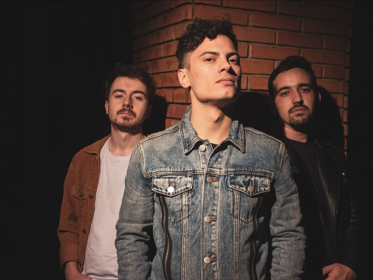 «Drogas», nuevo single de Rayo