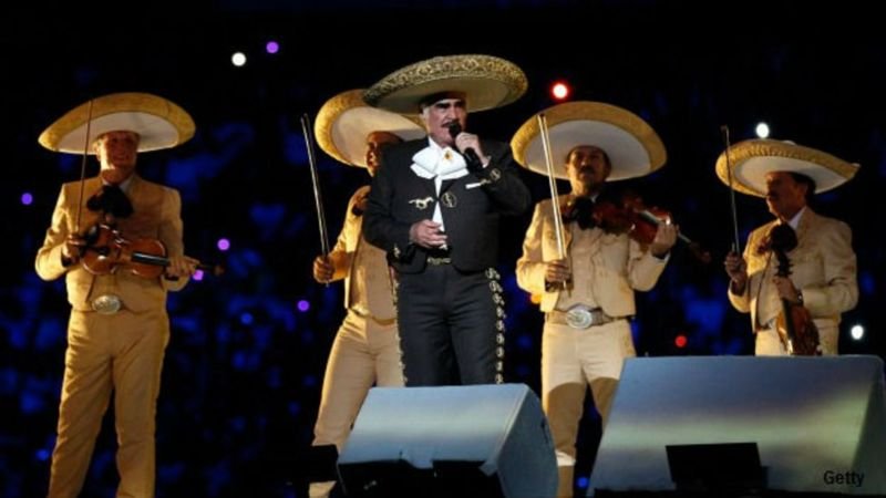 Murió Vicente Fernández, cantante popular mexicano