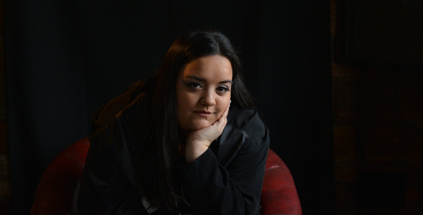 La joven Micaela Blue presenta su primer single
