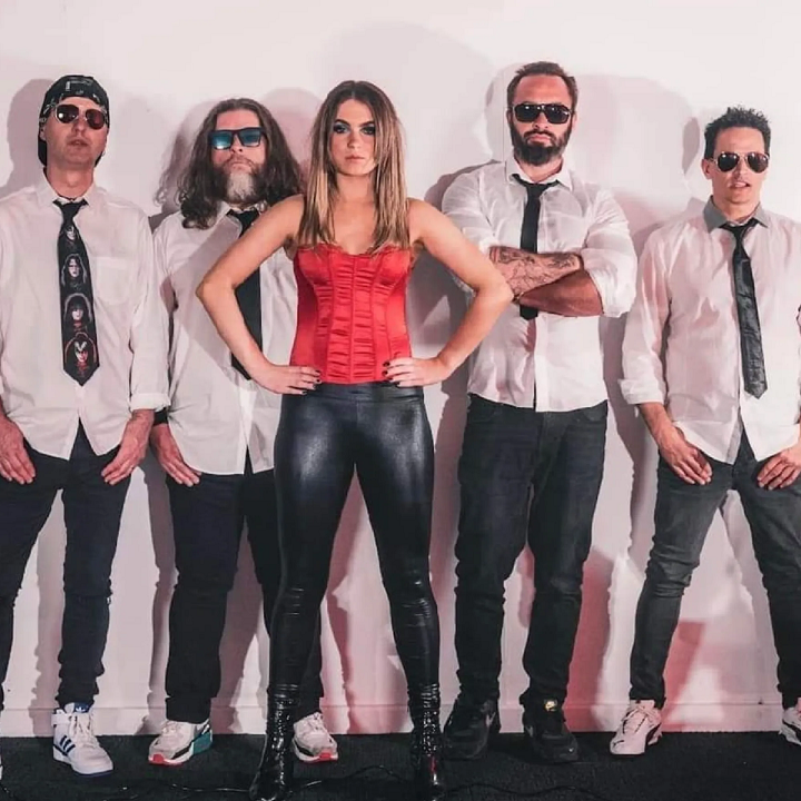 Cassidy Paris, hard rock moderno versión australiana