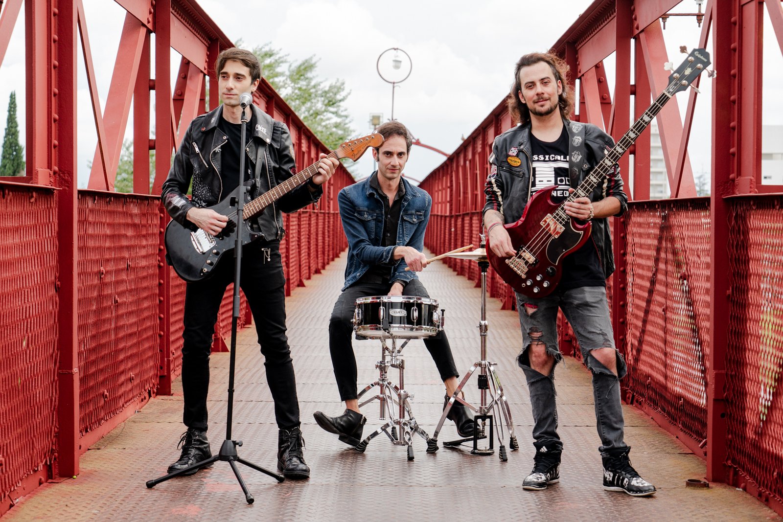 Efecto Lunática presenta el single «En la disco» Ft Agus Cassano