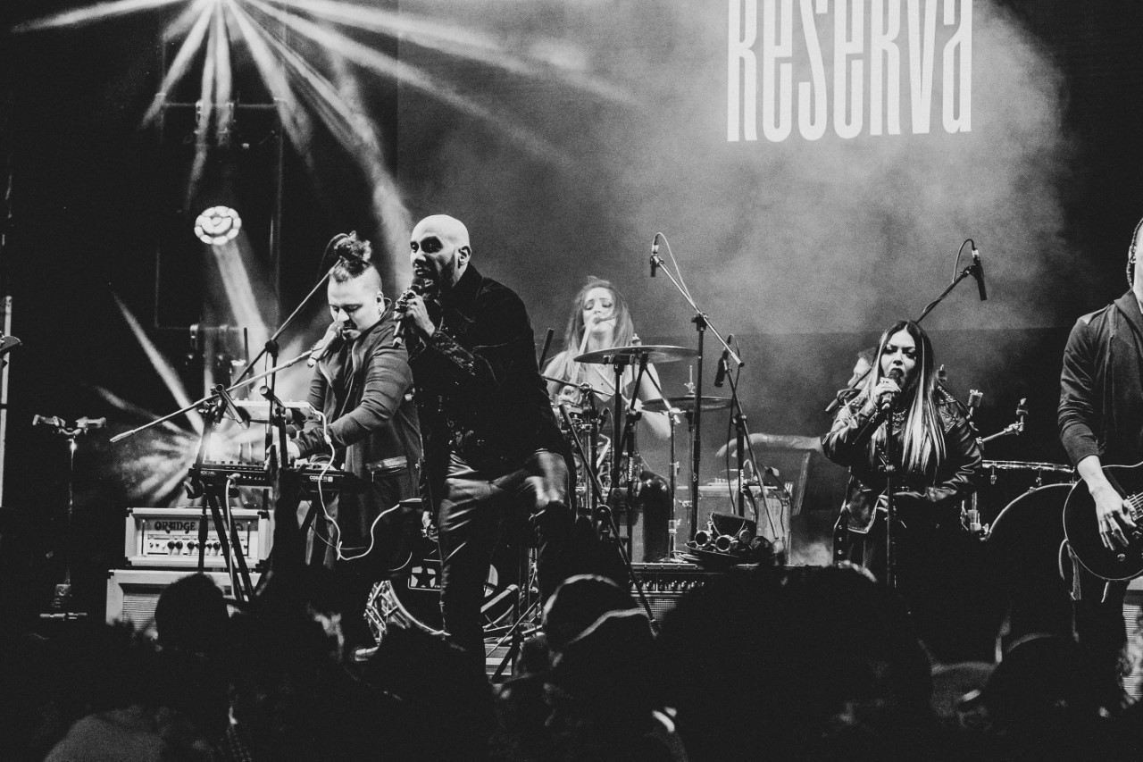 Estreno del nuevo sencillo de la banda colombiana Perros de Reserva