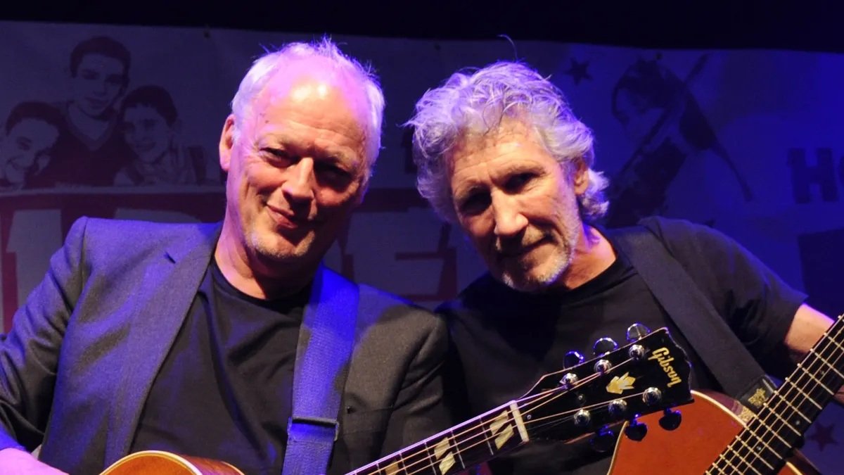Nuevo round en la pelea Waters vs Gilmour