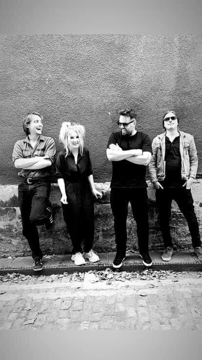 «Cut to Black», nuevo single de The Subtheory