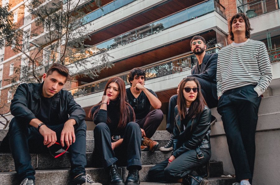 Nuevo álbum de Lo Que Nos Cuentan