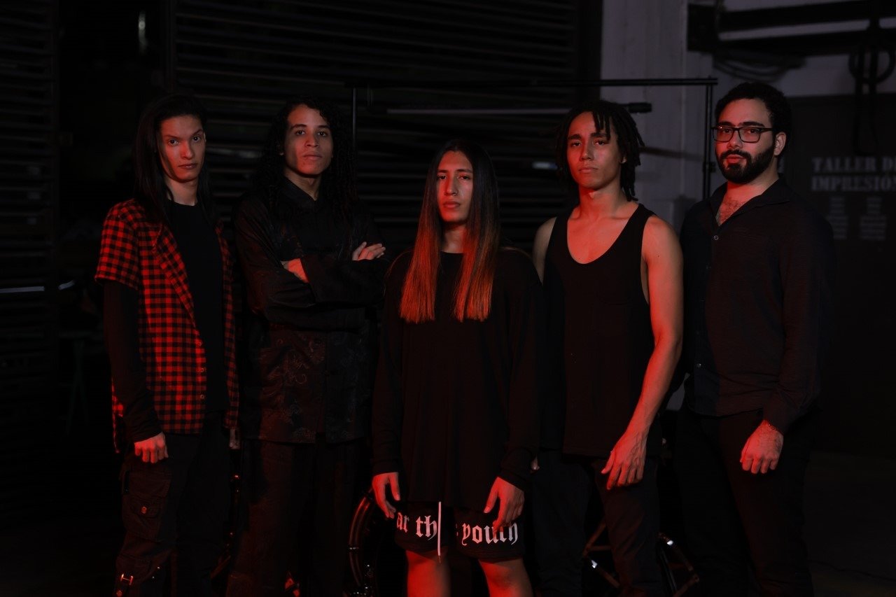La banda panameña de metalcore Watch Me Face It presenta el video «Moving On»