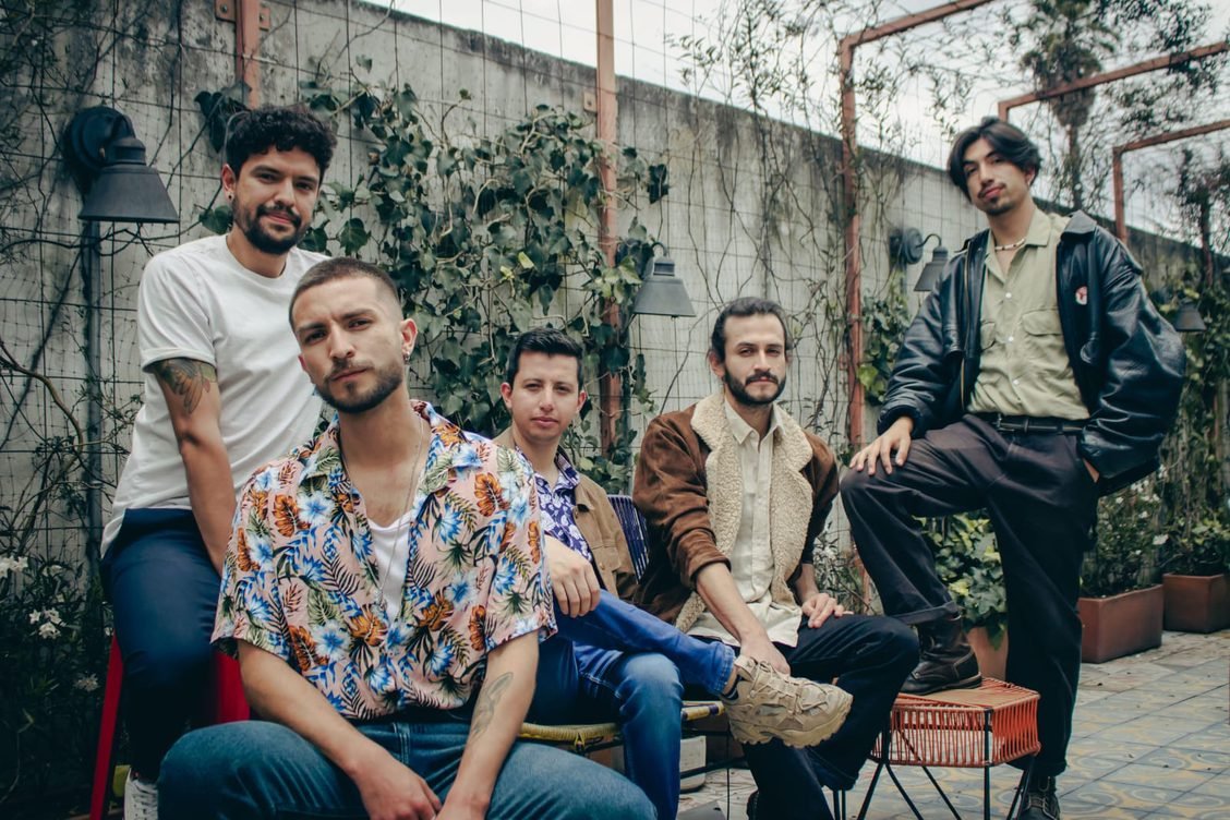 Nasa Histoires lanza «Girasol», una canción de melancolía en tono de rock gitano