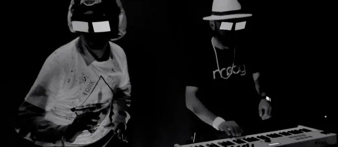 El dúo alemán de Indietronic Bromsen lanza el nuevo sencillo “WE!”