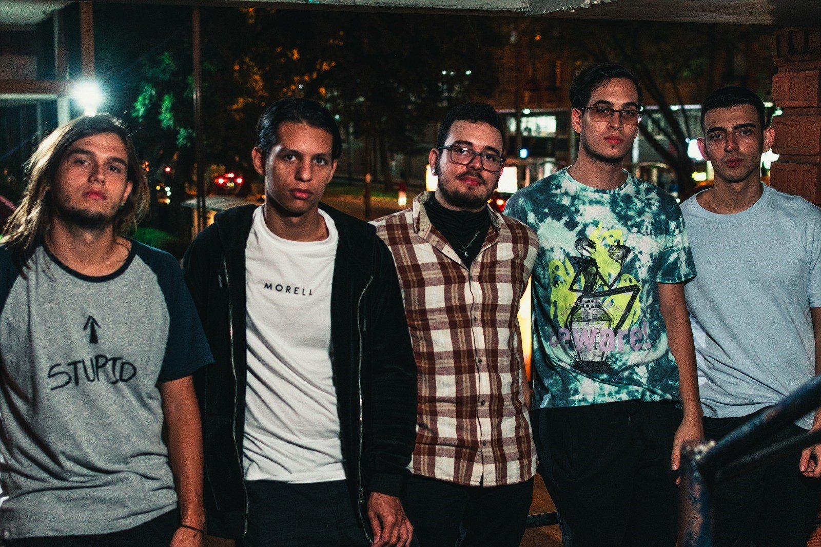 Sin Escrúpulos presenta «Sentencia de muerte», una canción de angustia y soledad