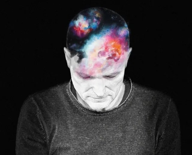 Screaming Bones presenta el visualizador oficial de «Leave Me Alone»