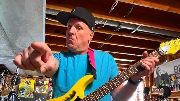 Bret Nybo trae una fusión de pop experimental y rock clásico en el nuevo sencillo «Bounce»