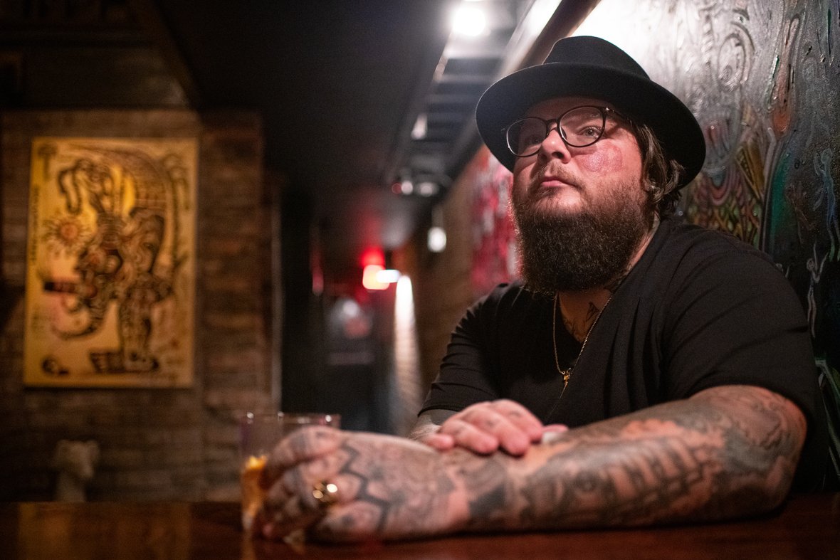 S/J lanza un nuevo y sincero sencillo «Carry On The Name» escrito para su hijo mayor