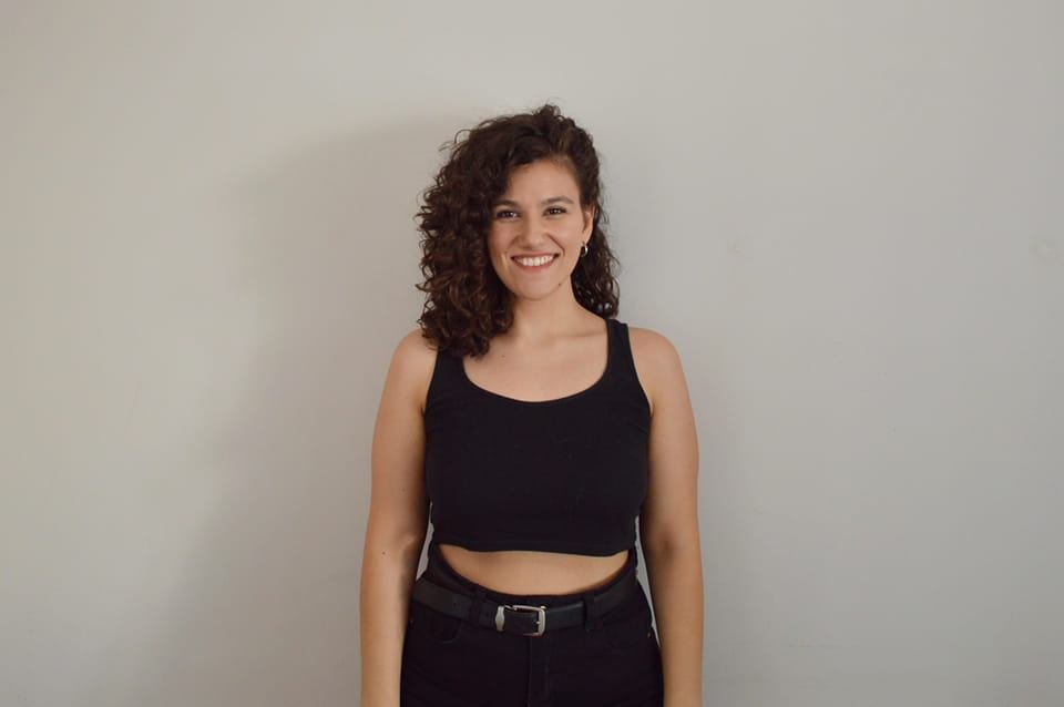 Agos Lesz, una artista fresca y multifacética, presenta EP