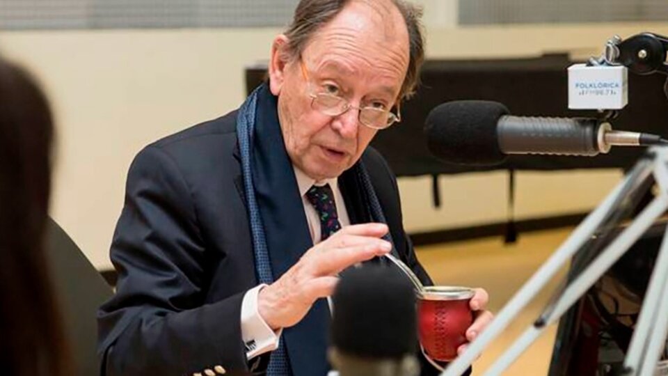 Murió Marcelo Simón, locutor del Festival de Cosquín