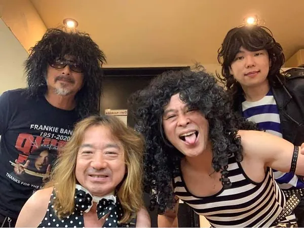 Con la bendición de Banali, Cum On Feel Our Noize mantiene vivo el legado de Quiet Riot en Japón