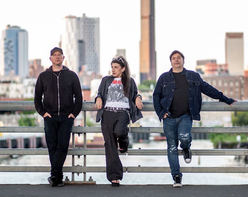 El poderoso trío On presenta el video «Gator»