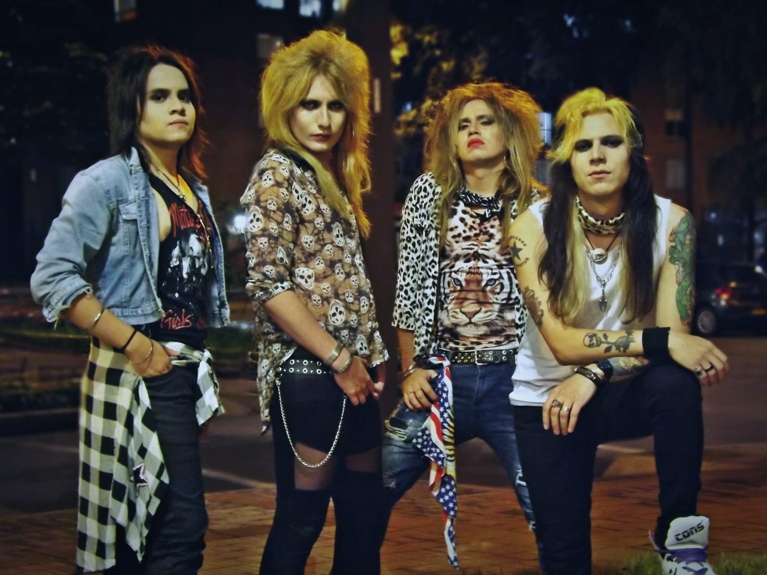 Sunset Street revive la escena glam de los 80’s