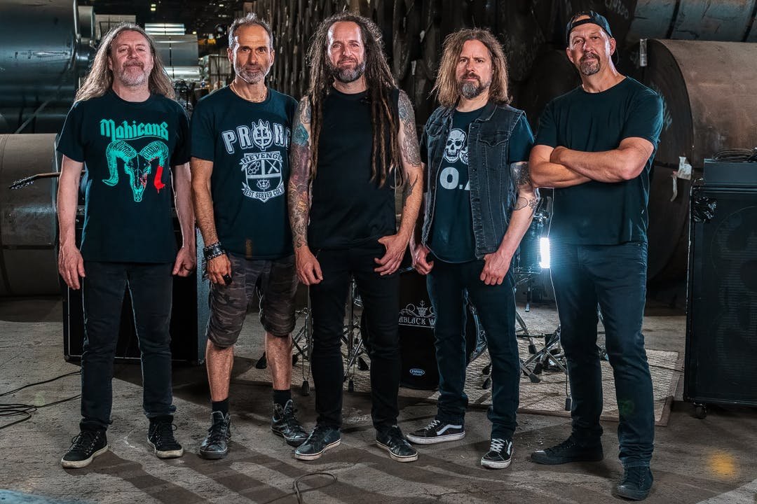 Vantablack Warship disfruta de las fiestas con la versión de «All I Want For Christmas (Is My Two Front Teeth)» del álbum recopilatorio «Noel in Extremis II»