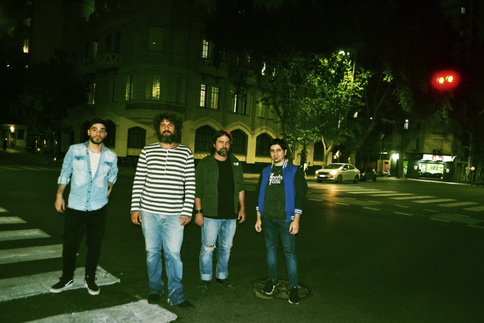Jhon Mutante presenta su disco «Baile de desechos»
