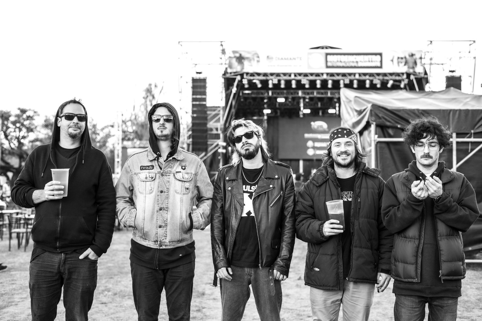 Mi Primer Año Sabático presenta su nuevo single «El mundo»