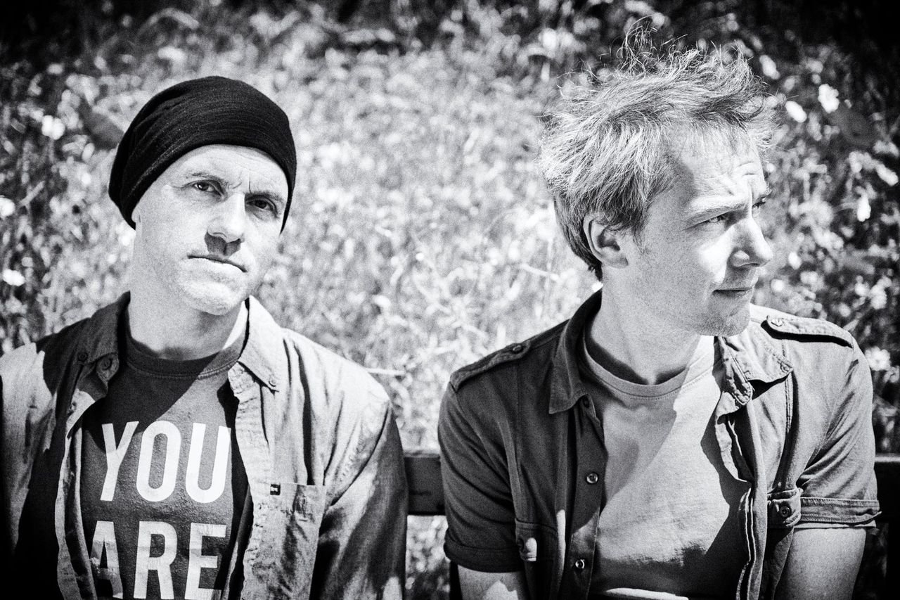 Nuevo single y álbum de The Exact Opposite