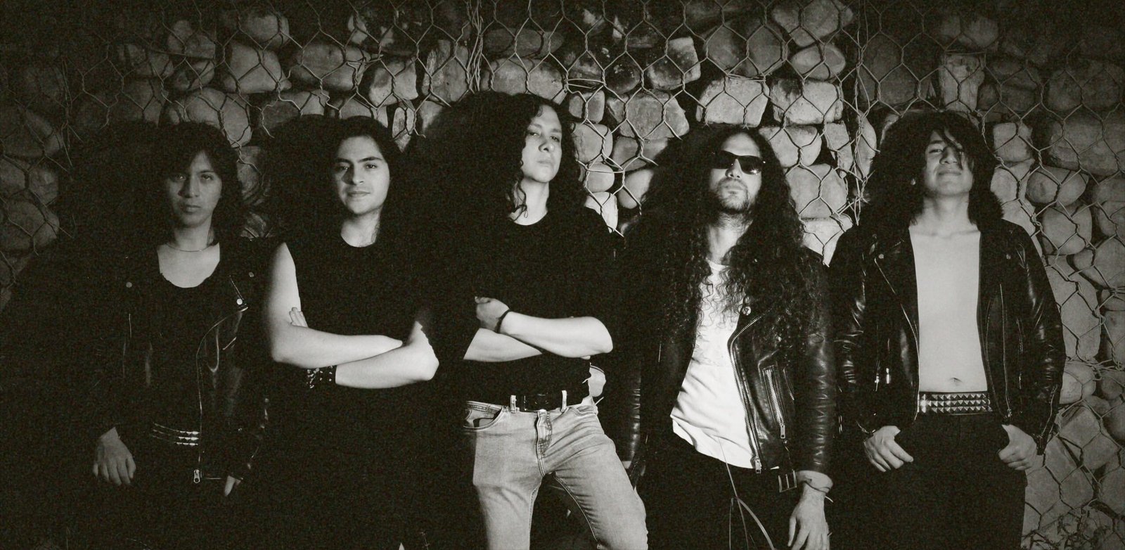 Hyena lleva el espíritu del heavy metal hacia lo más alto con su nuevo material 