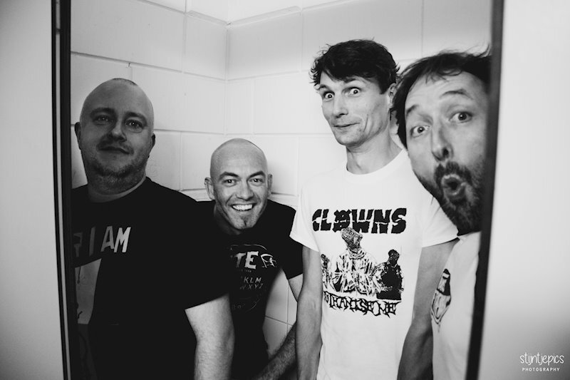 Punks belgas F.O.D. lanza nuevo sencillo «Living In A Mad Mad World»