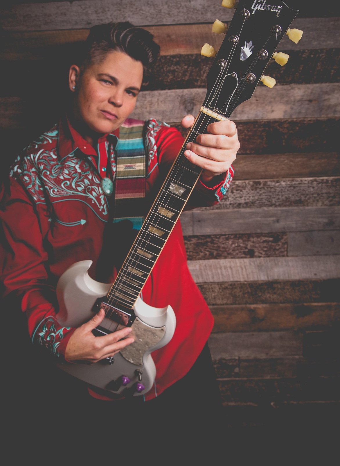 La cantautora, multiinstrumentista y activista social Talia Keys lanza una versión sensual y abrasadora de “Sweet Dreams (Are Made Of These)” de Eurythmics