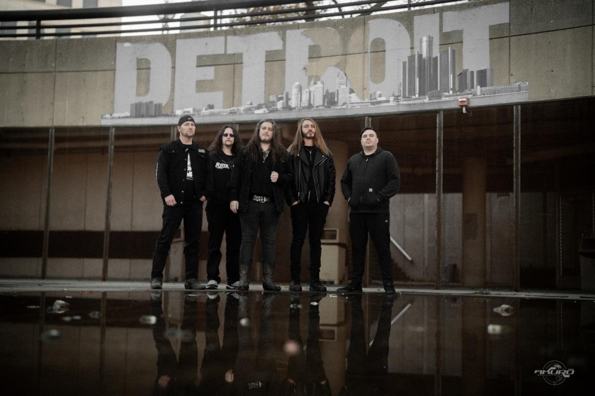 Among These Ashes de Detroit lanza una versión de «Restless Gypsy» de W.A.S.P.