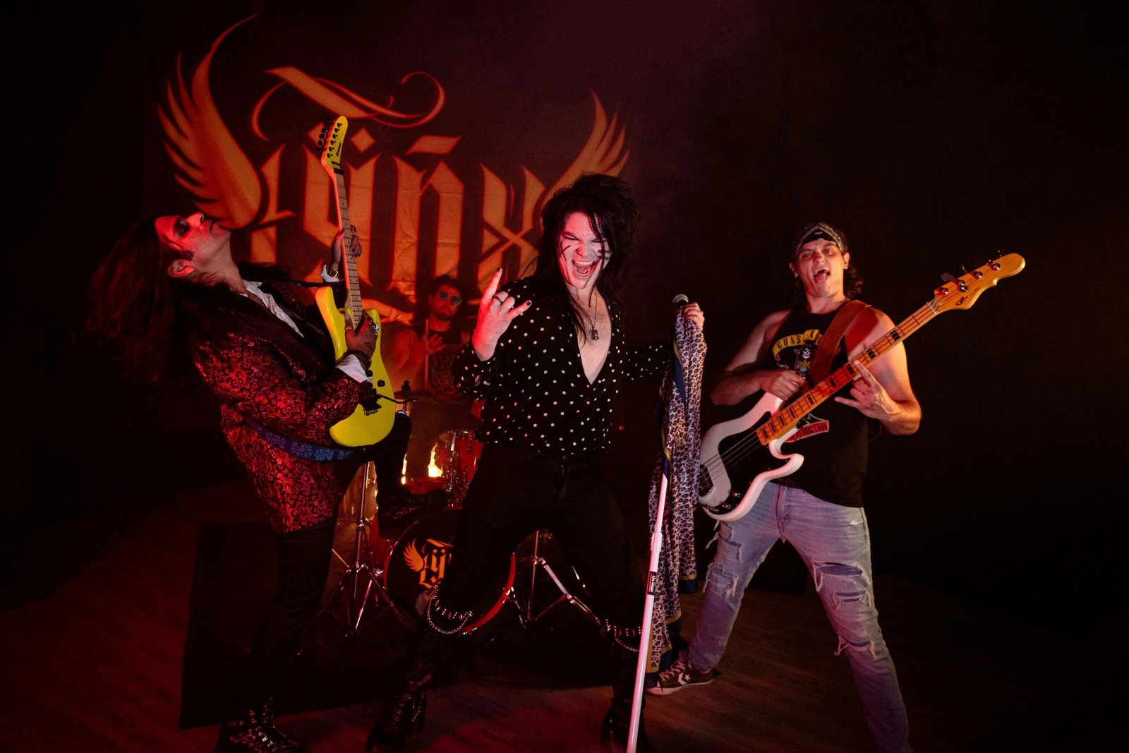Lÿnx lleva el rock and roll a nuevas alturas con el video del tema “Hell In High Heels”