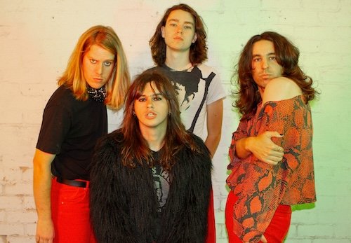 La banda de glam rock retro Starcrazy lanza el nuevo sencillo «What It’s Worth»