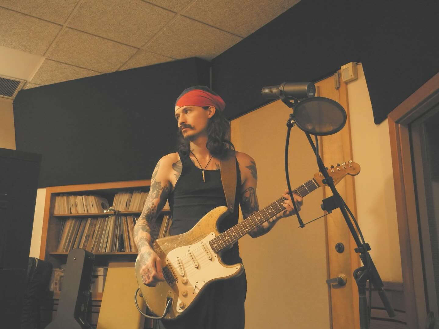 Paul Val presenta «We Just Don’t Know»