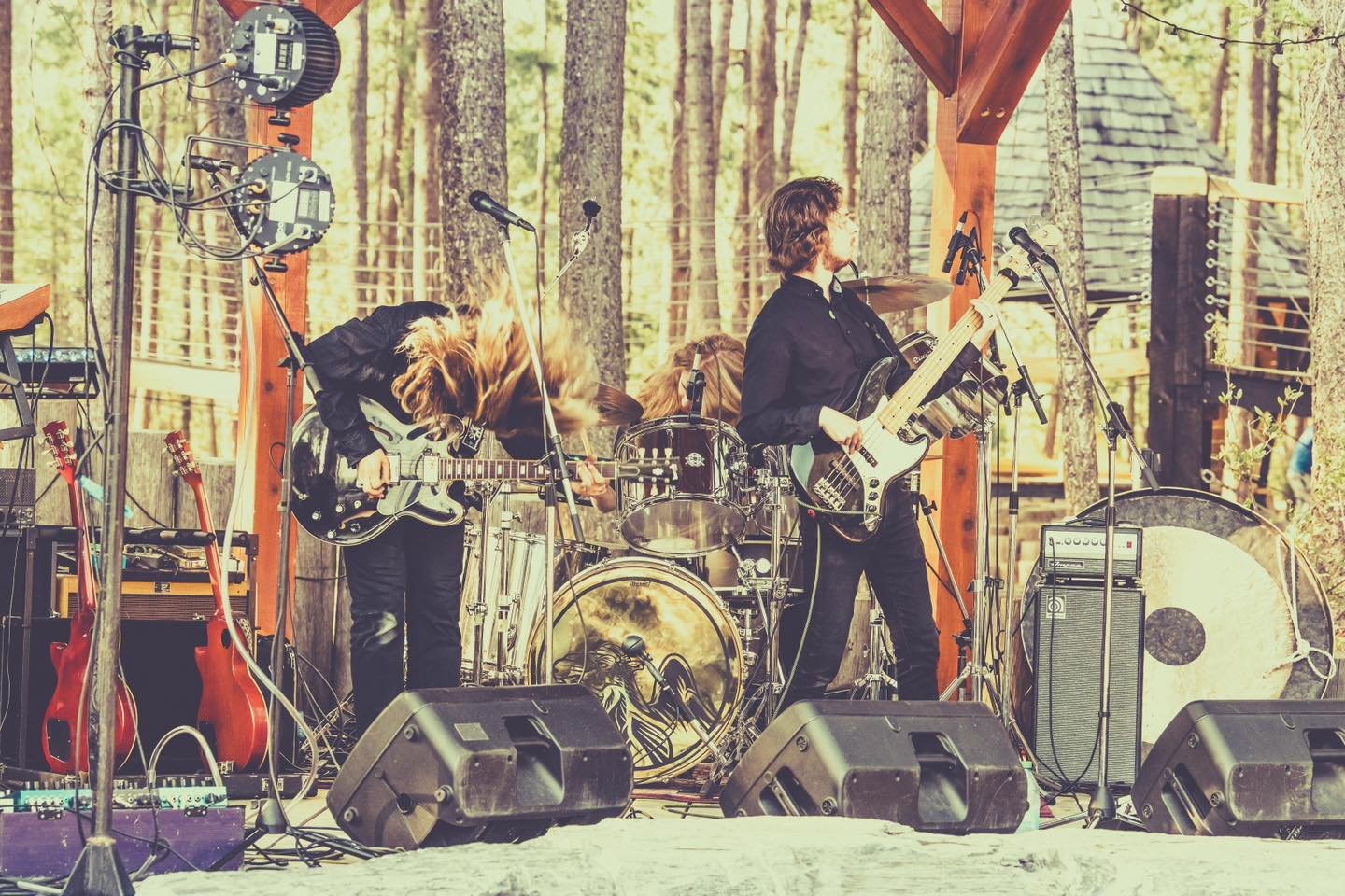Jade Elephant presenta el single «Bad Thing»