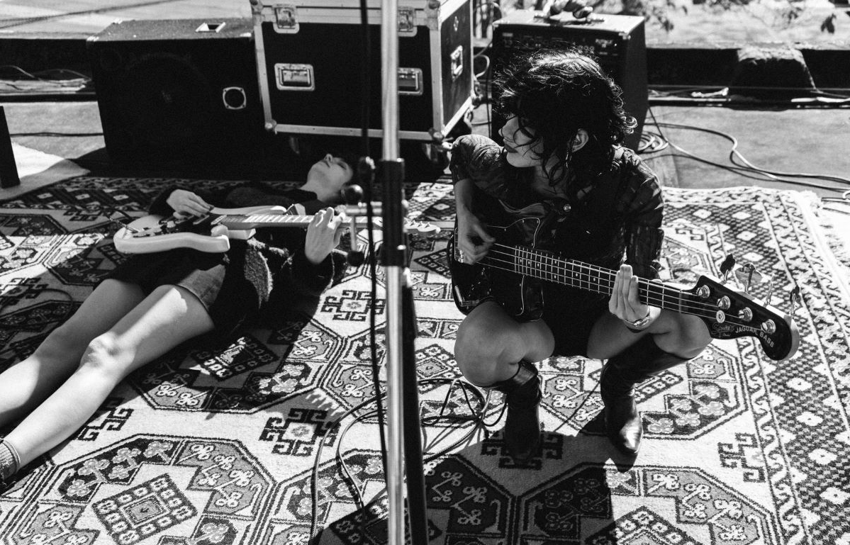 Pacífica vuelve a conquistar la escena internacional con «Freak Scene (live)», su nuevo EP
