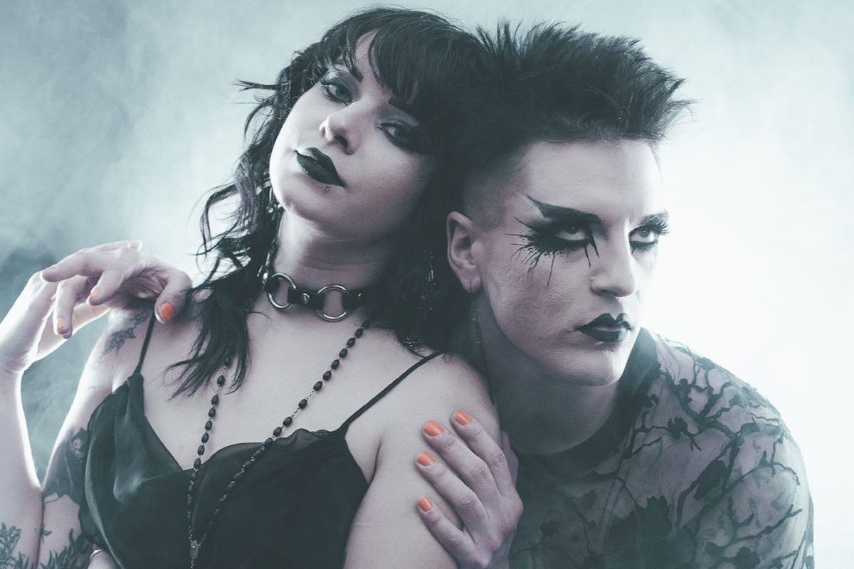 El grupo post-punk Vision Video comparte un inquietante video para su nuevo álbum romántico «Let Go of Time» + «Modern Horror»