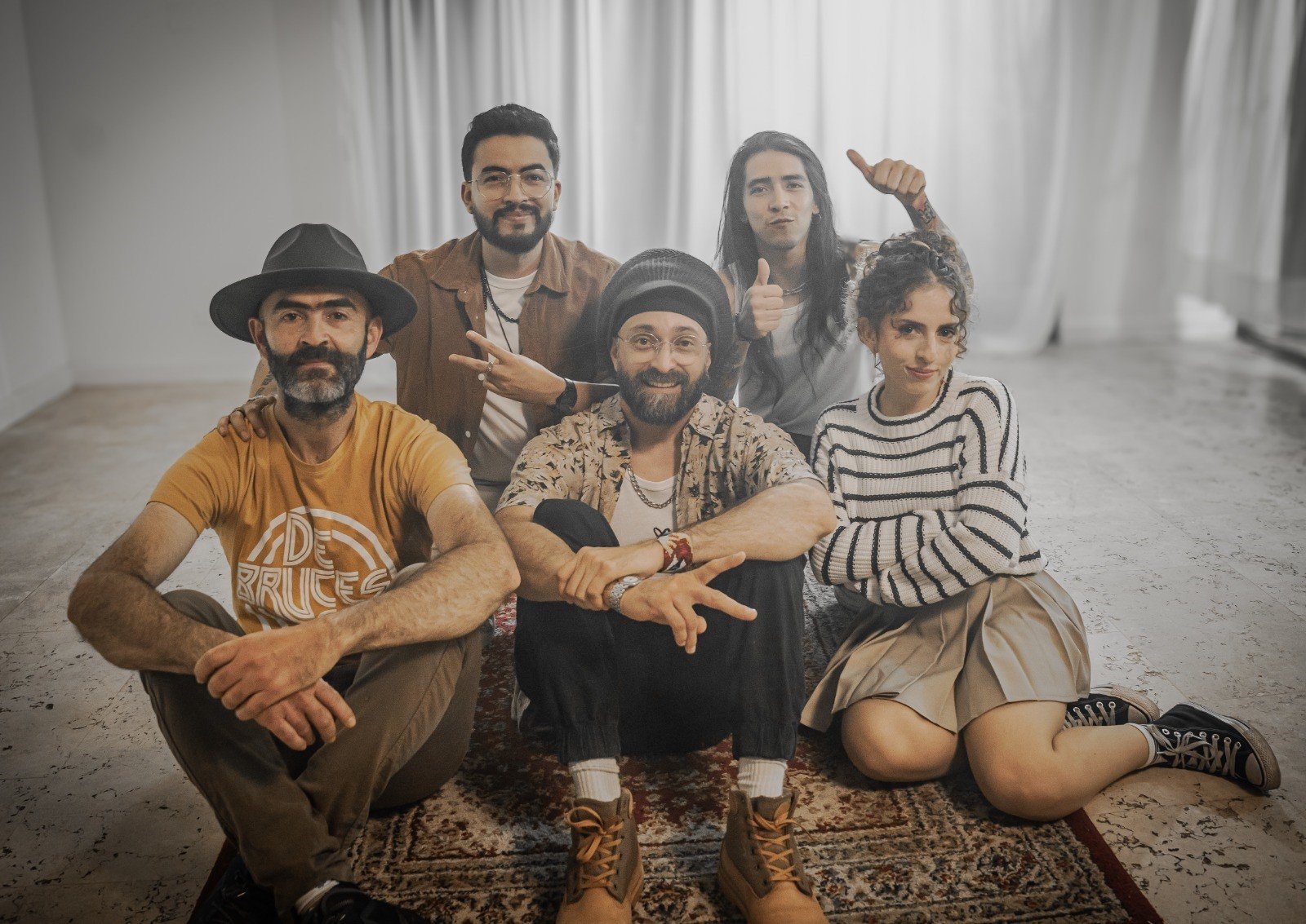 Asuntos Pendientes y De Bruces A Mí presentan «Mala Suerte»: Un viaje emocional a través del reggae moderno