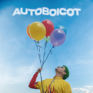 «Autoboicot» es el nuevo sencillo de Marian