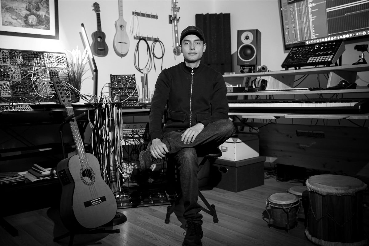 Con «Quiebra» Andrés Galindo Arteaga se prepara para cerrar su EP «Lapsos»