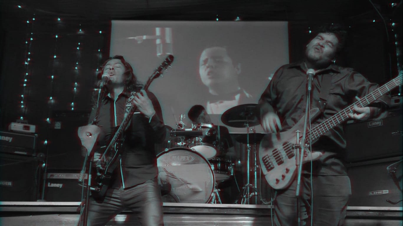 La banda colombiana Sonidosis rinde homenaje a Julio Jaramillo con «Rock Ruiseñor»