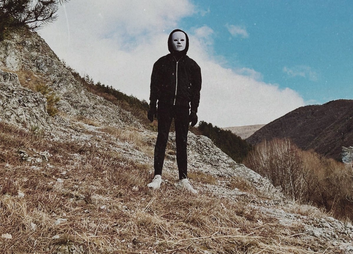 Phantom Heir lanza una versión remezclada y remasterizada de su álbum debut “Fear Harness”