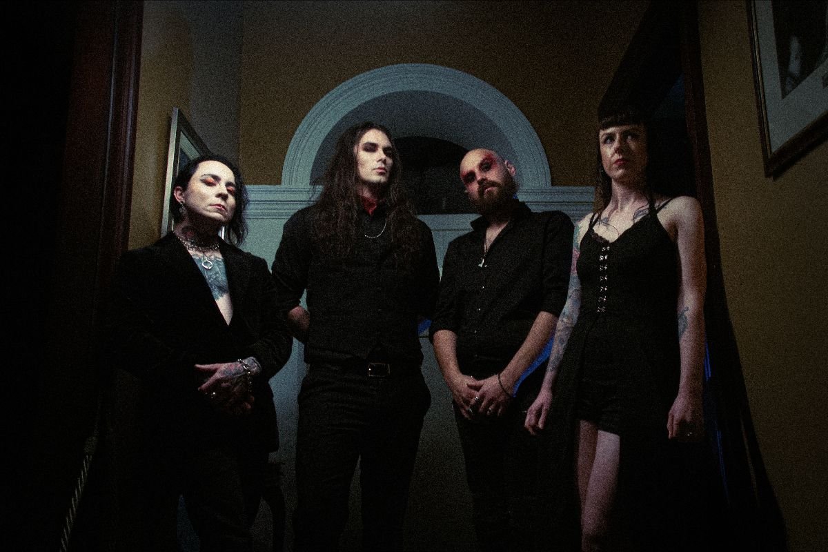 Carmeria lanza nuevo EP acústico, «Lost In The Snow»