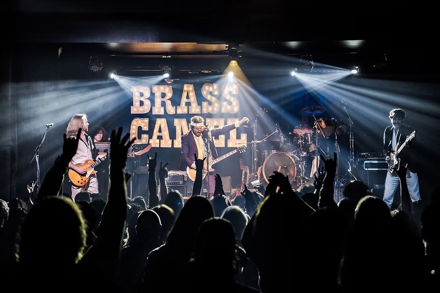 Presentamos a Brass Camel con su single «Borrowed Time»