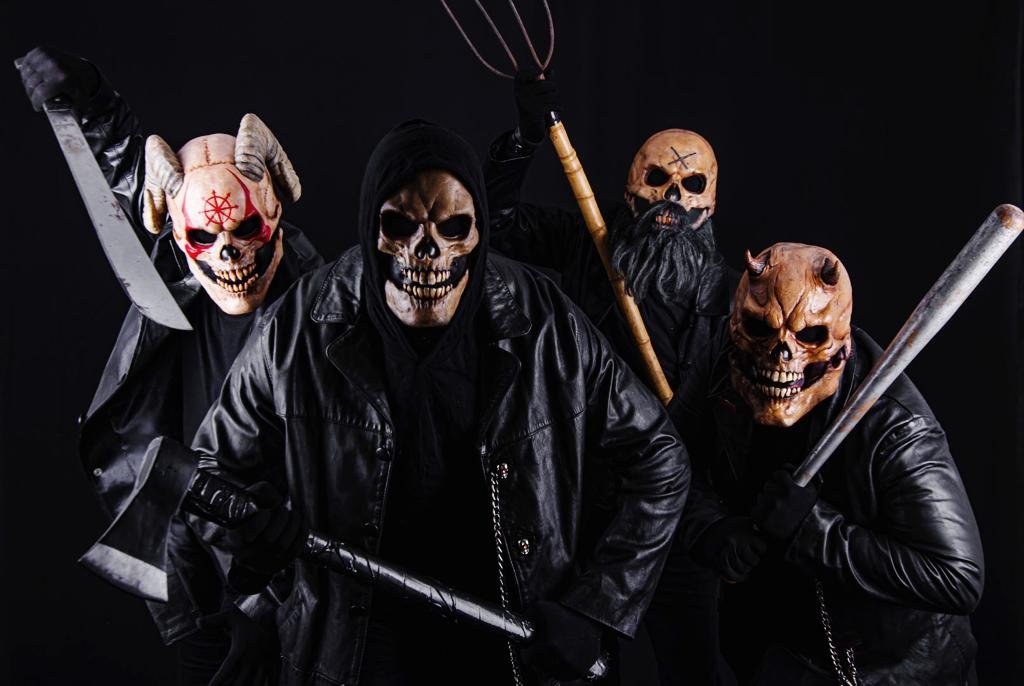 Devilsnite una fusión del cine de terror y el metal!